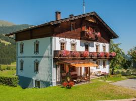 BIO-Bergbauernhof Ederhias, farm stay in Liesing