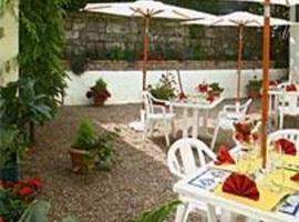 Le Cheval Blanc, hotel v destinaci Caudebec-en-Caux