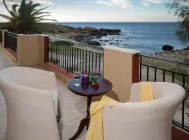 Pericles Beach Villa