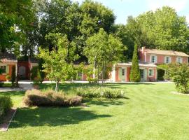 Le Pavillon Vert - B&B, hotel a Vedène