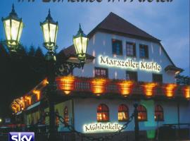 Hotel Marxzeller Mühle, hotel s parkiralištem u gradu 'Marxzell'