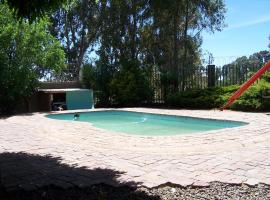 Gables Inn, &delta;&iota;&alpha;&mu;έ&rho;&iota;&sigma;&mu;&alpha; &sigma;&epsilon; Colesberg