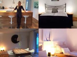 Ferienhaus mit Sonnendeck, котедж у місті Занкт-Вендель