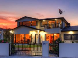 Birchwood, Devonport self-contained self catering accommodation, hotel near Devonport Oval, Devonport