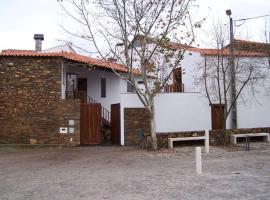 Casa do Rio 1, Ferienhaus in Janeiro de Baixo