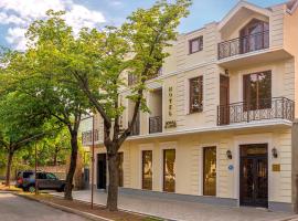 Royal House, hotel em Gori