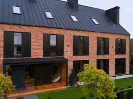 Klonova, hotell i Białogóra