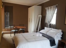 Let Us accomodation, hotel i East London