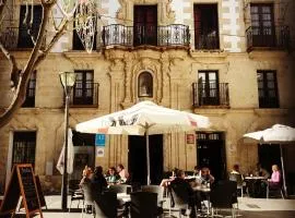 Casa Palacio de los Leones