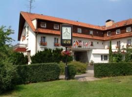 Resort Hotel Zvíkov, family hotel in Zvíkovské Podhradí