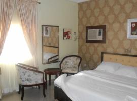 FrankN Hotel, hotel u gradu Sapele