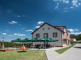 Penzion U Výra, beach rental in Výrovice