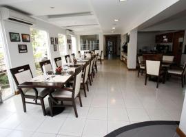 TRACE Suites, Hotel in Los Baños