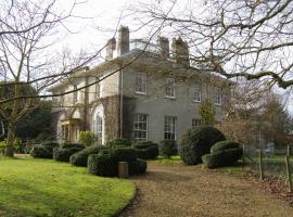 The Lynch Country House, country house in Somerton