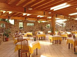 Hotel La Pergola, hotel en Moniga del Garda