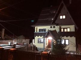 Casa Mina, hotel in Buşteni