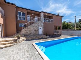 Villa Valtrazza, hotel v destinaci Tar