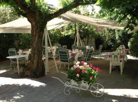 Hôtel Beaurivage, hotel v destinaci Saint-Gaudens