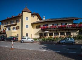 Gasthof Zur Sonne, hotel near St. Ulrich - Seiser Alm, Laion