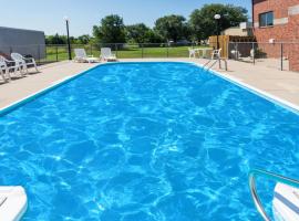 Super 8 by Wyndham Chanute, hotel u gradu Chanute