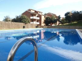 Aparthotel del Golf, hotel cerca de Club de Golf Sant Cugat, Sant Cugat del Vallès