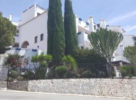 Pueblo Evita Hill, serviced apartment in Benalmádena