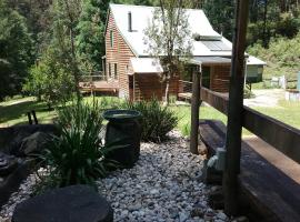 Lyrebird Gully Retreat: Hallston şehrinde bir otel