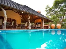 Bush Lovers Lodge