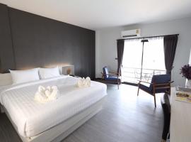 Socool Grand Hotel, hotel a Nang Rong