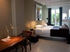 Viesnīca Bed & Breakfast WestViolet Amsterdamā, netālu no apskates objekta Annas Frankas māja