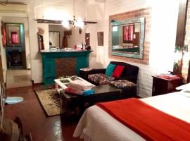 Alonso Chacras Lodge，位于查克拉斯德科里亚的酒店