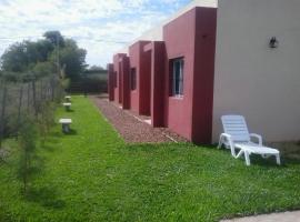 Apartamentos Atlantida, hotel cerca de Estación Paysandú, Colón