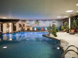 Auberge Du Camp Romain, hotel v destinaci Chassey-le-Camp
