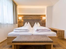 OFENTÜRL alpine living, מלון בפלאכאו