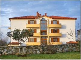 Apartments Ana Wellness S, hotel u Rovinju