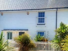 Sea Dragon, holiday home in Rye