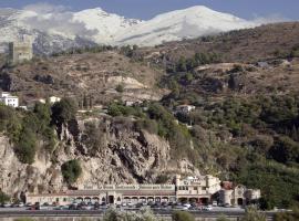 Hotel La Brasa, hotel sa parkingom u gradu Velez de Benaudalja