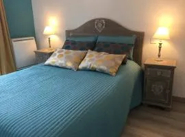 Les Meublés de Luchon - La Perle Bleue - Centre Luchon, Beau T2, 2 à 4 personnes, Wifi
