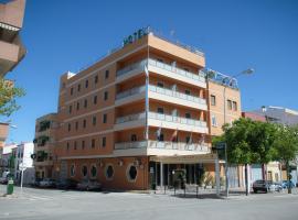 Hotel Torrezaf – hotel w mieście Torre del Campo