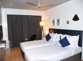 The Port Hotel: Visakhapatnam, Daba Bahçeleri yakınında bir otel
