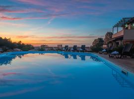 Gravina Resort & Apartments: Costa Paradiso'da bir otel