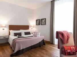 Giuturna Boutique Hotel