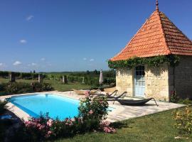 Chambre d'Hôtes Clos des Pierres Blanches, bed & breakfast i Brie-sous-Archiac