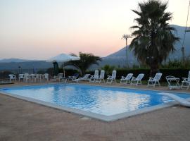 Oasi Verde, hotel na may parking sa Giffoni Sei Casali