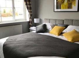 Delight Marvel - Orchard House, vacation home in Swindon