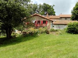 Le 46, hotel barat a Saint-Sauver-la-Sagne