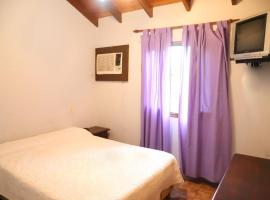 Paso de la Patria, hotel in Corrientes