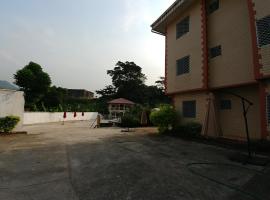 Rose Garden Apartments, hotel v destinaci Limbe