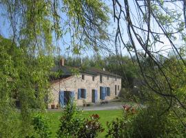 La petite Vallee, Bed & Breakfast in La Chapelle-Largeau