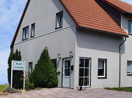 Hotel Arkona, hotel di Genthin